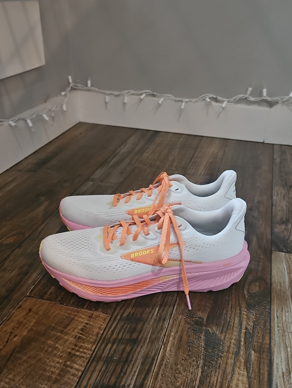 Brooks Women's White Pink Orange Running Shoes with Pink Soles and Peach Laces